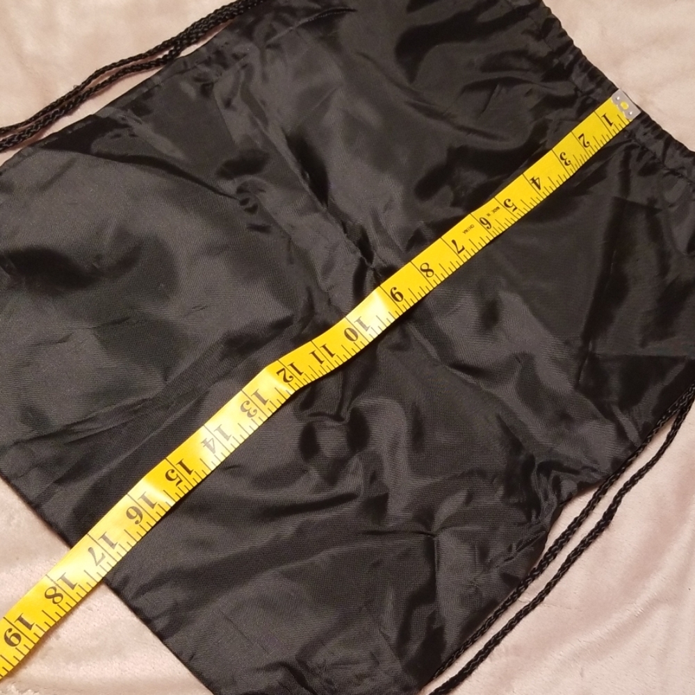 NWOT light nylon Reebok backpack - Picture 4 of 5